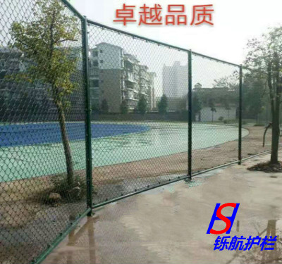 框架型組裝式體育場(chǎng)圍網(wǎng)的優(yōu)勢(shì) 